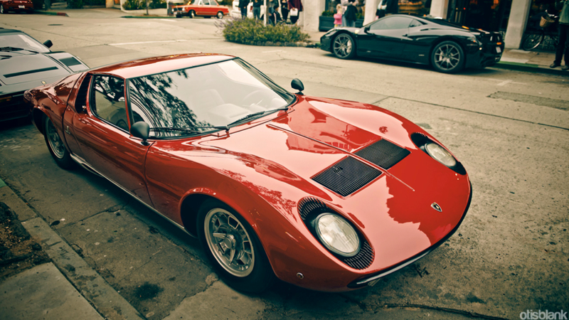 Illustration for article titled How The Lamborghini Miura Changed The Supercar Game Forever